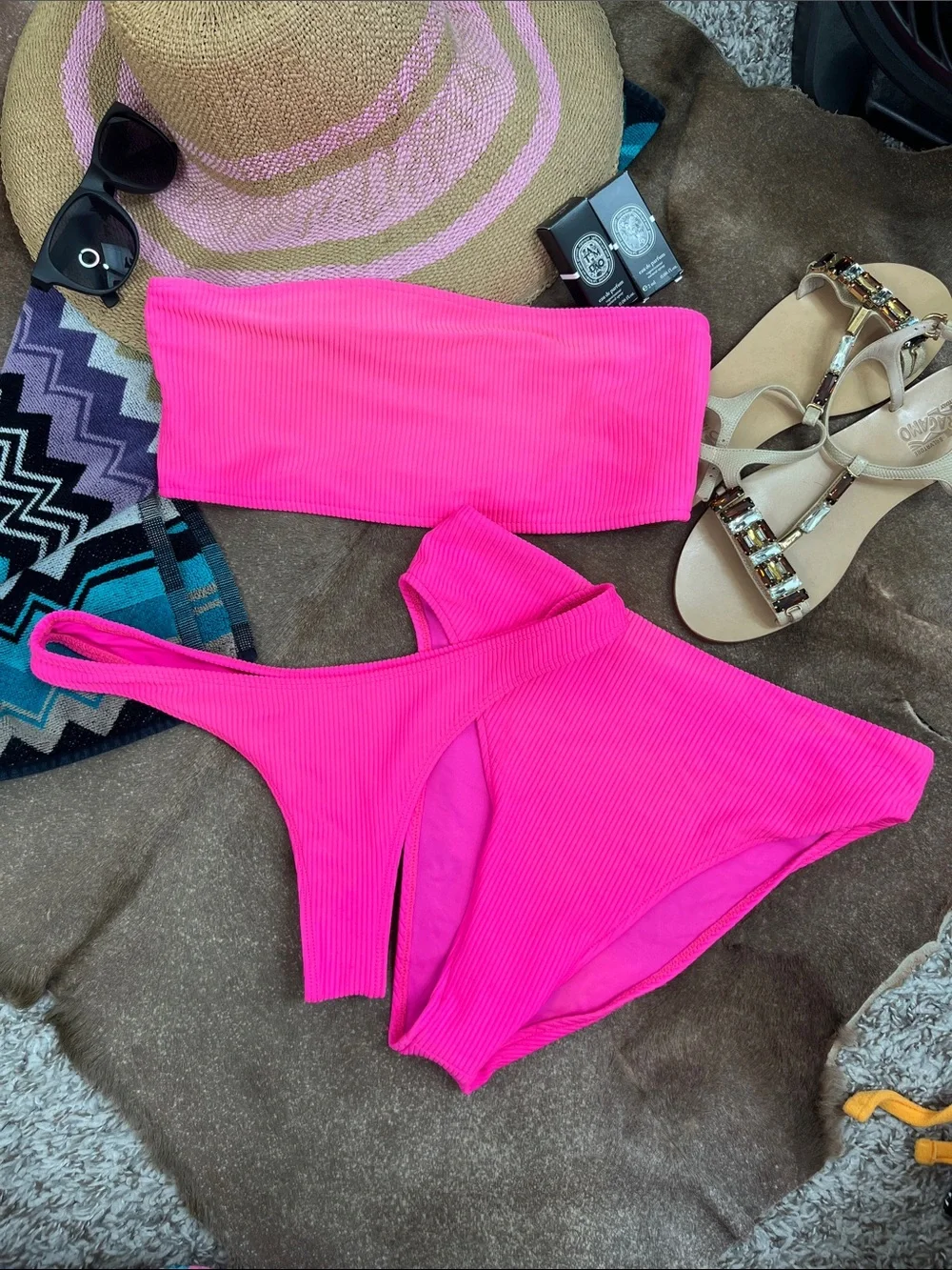 Frankies Bikinis 3 Pc Bikini Ribbed Set Austin, Jenna, Hi Cut Full Bottom Bandea